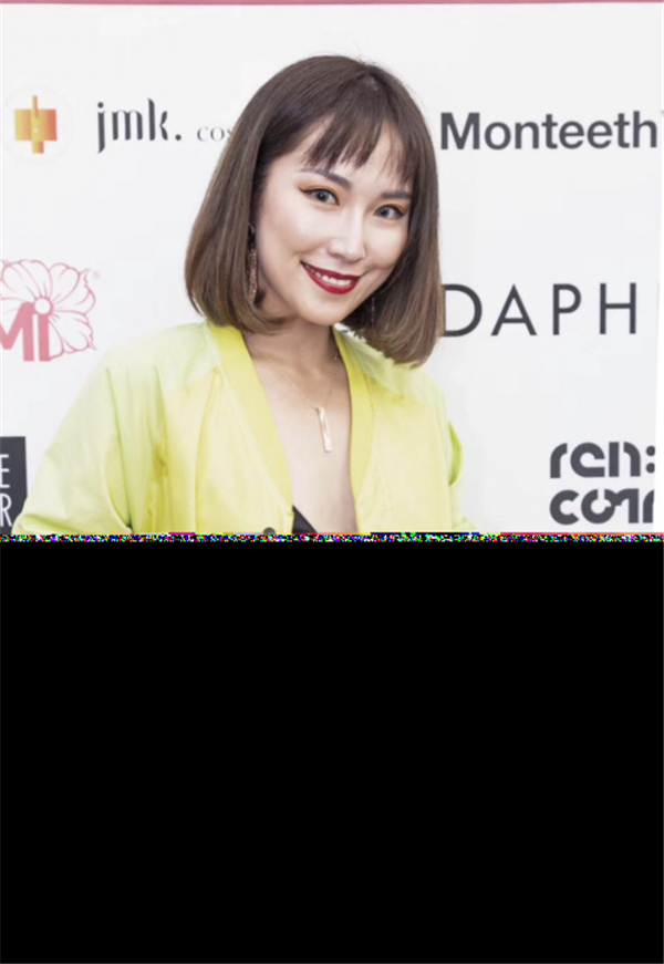 玛丽黛佳携手最潮咖位时髦精 打造首尔时装周超chic妆容