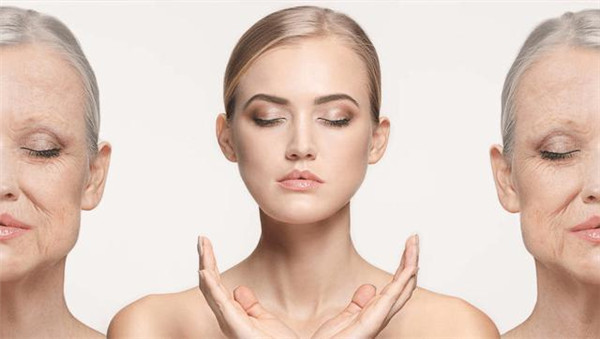 想要比同龄人老得慢,坚持这3个好习惯,皮肤会逐渐细腻有光泽
