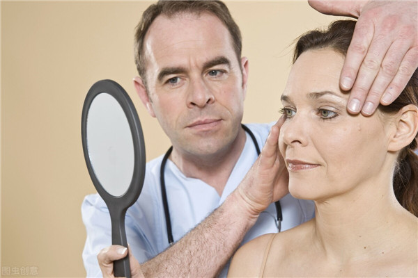 避免皮肤衰老先了解皮肤衰老的五大诱因