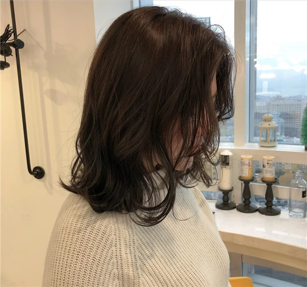 中年女性烫头显老?教你几招,避开雷区又时髦