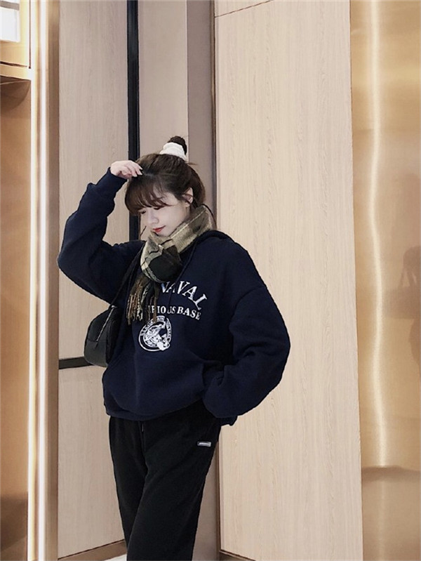 “手残”不会扎丸子头？教你3个小技巧，减龄还俏皮，解决小尴尬