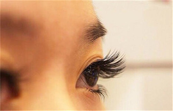 美睫知识-做嫁接睫毛后的注意事项