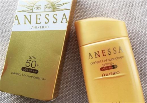 ​安耐晒本土版和国际版的区别