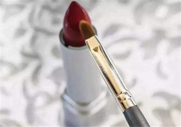 唇刷的作用​，唇刷有哪些优点