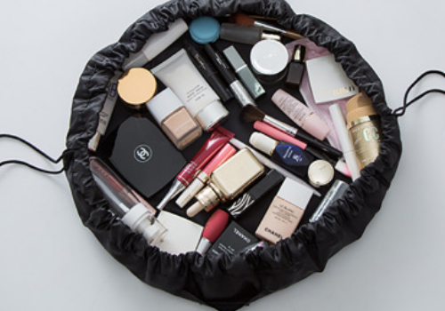 火车过夜化妆问题，坐火车化妆师过安检不能带什么