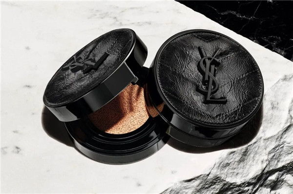 圣罗兰「黑皮革、红丝绒」两款限量新气垫