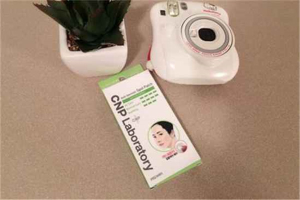 痘痘贴有药物成分吗，痘痘贴有消炎的作用吗