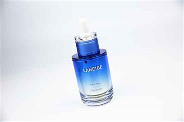 精华液过敏了怎么办，脸过敏能用精华液吗