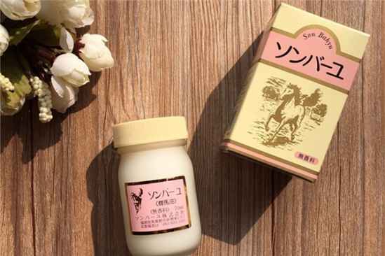 马油是酸性还是碱性，马油适合什么季节用