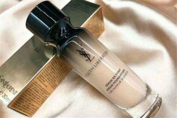 圣罗兰粉底液怎么样，圣罗兰粉底液多少钱一瓶