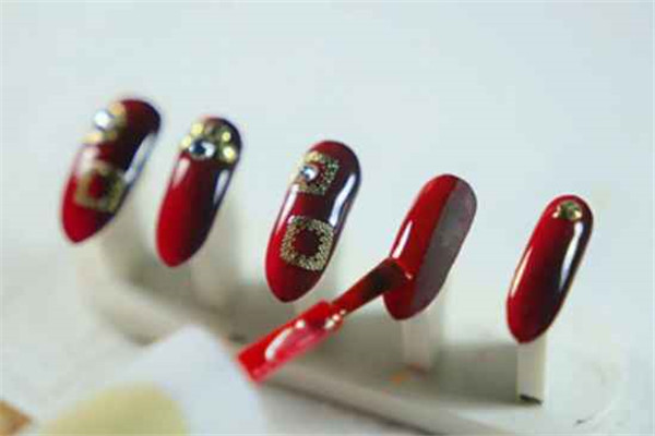 甲油胶有甲醛吗，甲油胶有没有毒性