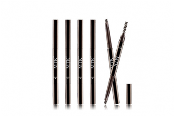 眉笔是用什么做的，眉笔有保质期限吗