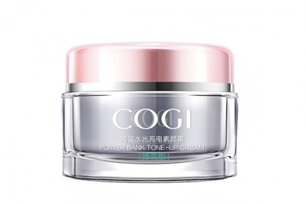 素颜霜和bb霜一样吗，素颜霜和bb霜能一起用吗