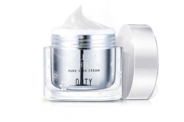 素颜霜是什么东西，素颜霜是什么时候涂的