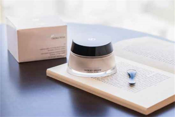 素颜霜天天用好吗，素颜霜可以晚上用吗