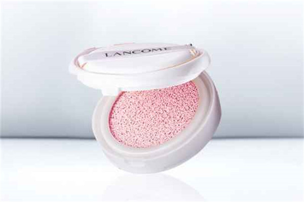 气垫cc霜用洗面奶能洗掉吗，气垫cc霜用什么卸妆