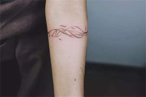 纹身修复膏晚上要洗么