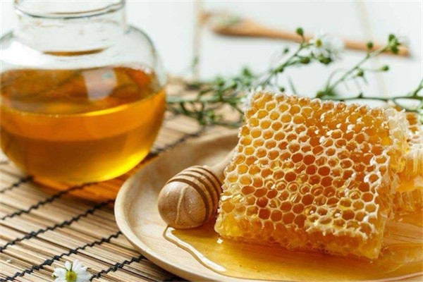 蜂蜜加盐敷脸一周几次