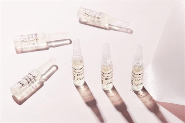 玻尿酸和精华的正确使用顺序是什么