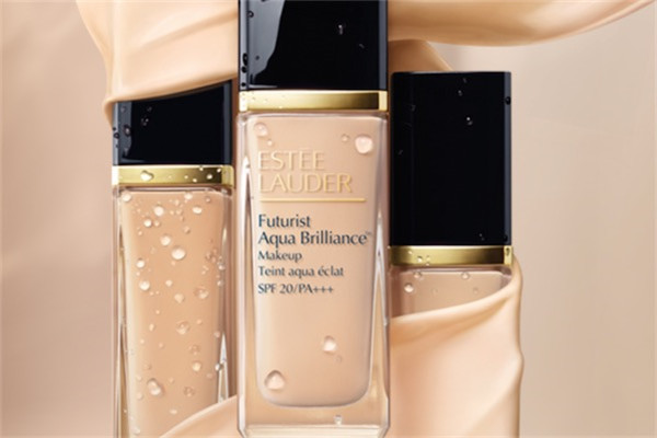 雅诗兰黛沁水粉底液的挑选方法是什么