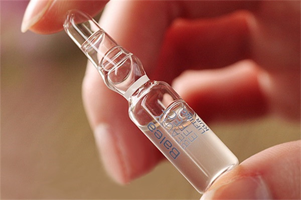 安瓶精华液和面膜哪个先用