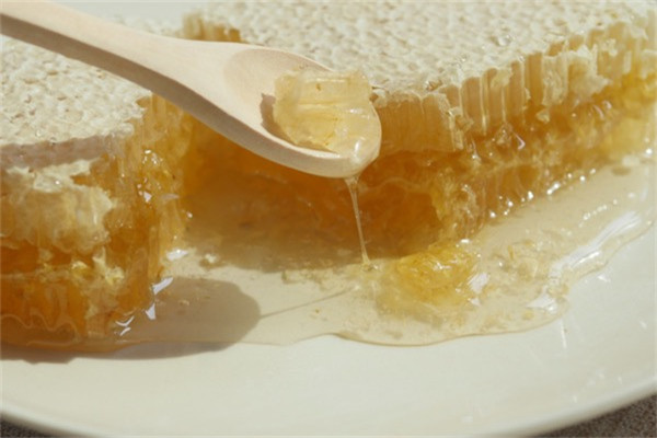 蜂蜡加山茶油的作用是什么