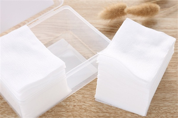 化妆棉的作用与使用方法