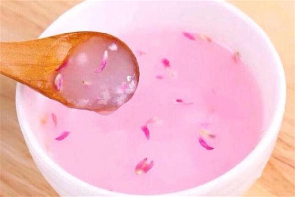 花瓣面膜对肌肤有哪些作用