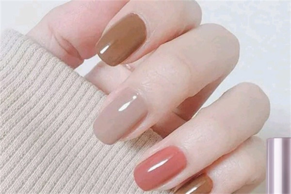 芭比和光疗的区别是什么