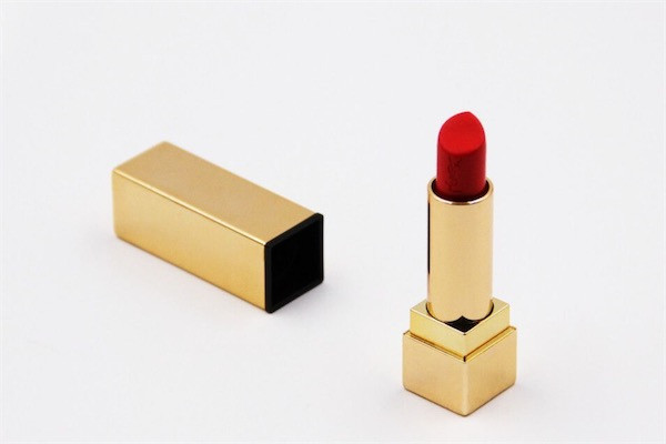 口红过期了可以涂吗