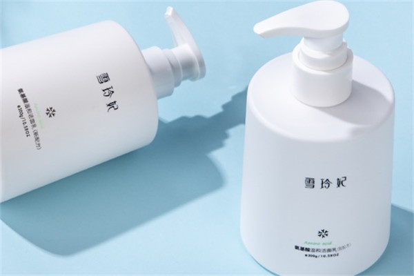 雪玲妃洗面奶是皂基吗