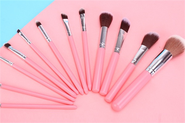 化淡妆的工具有哪些