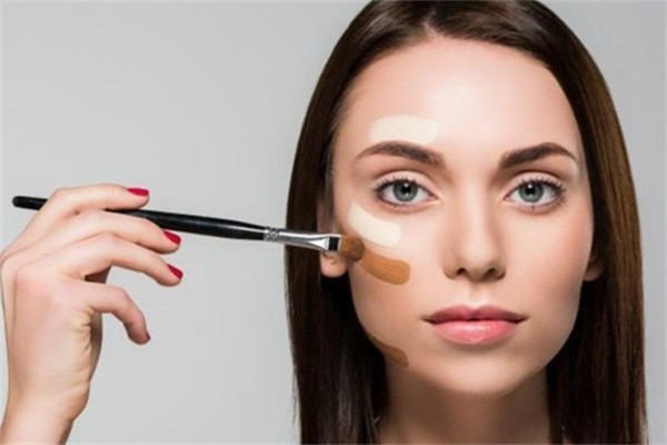 涂完水乳直接涂粉底液可以吗