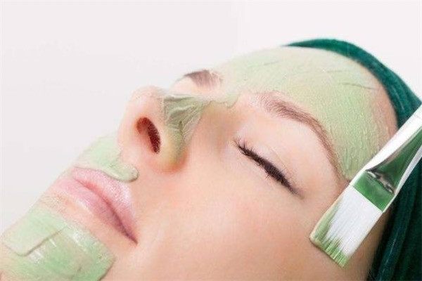 天天敷面膜是否可以淡斑