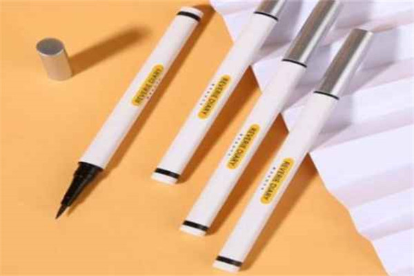 小奥汀眼线笔真的好用吗，小奥汀眼线笔防水吗