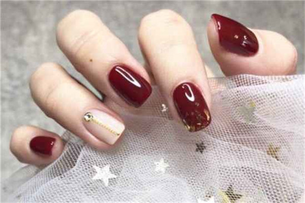 美甲可以养指甲吗，美甲的好处