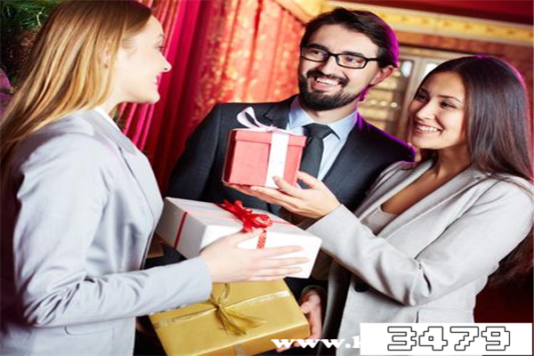 节前多少天给领导送礼好，给领导送礼过节提前几天合适