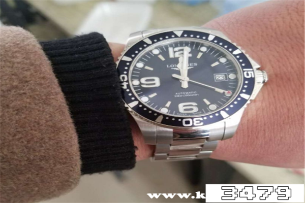 一万元左右的礼品买什么好，一万元左右的礼品男士