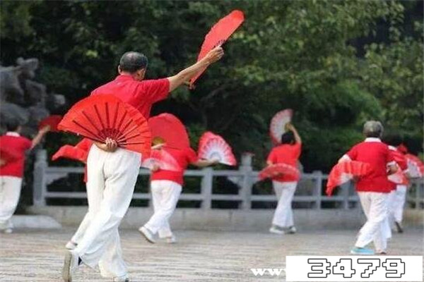 送给80多岁老人最实用的礼物，80岁老年人礼物排行榜