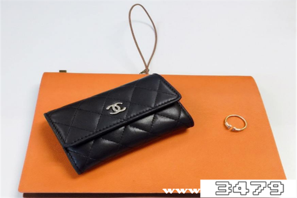 香奈儿卡包官网价格及图片