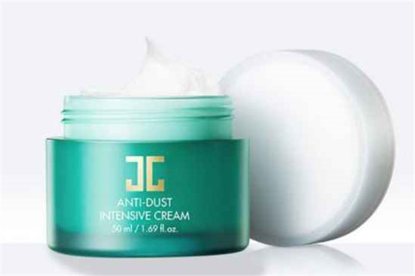 素颜霜可以直接涂吗，素颜霜可以每天使用吗