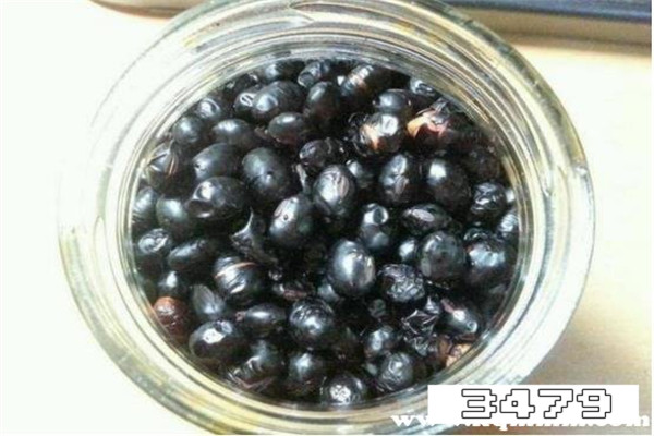 醋泡黑豆吃一年的亲身感受，坚持吃醋泡黑豆的真实案例