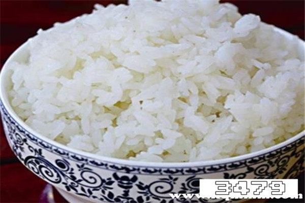 坚持一星期不吃米饭瘦了7斤，不吃米饭瘦的真快吗