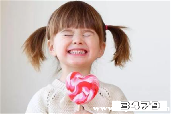 小孩吃糖对大脑发育有好处吗，小孩吃糖对智力的危害