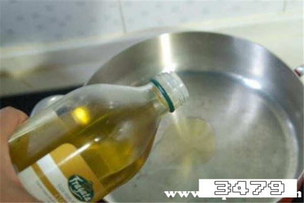 初榨橄榄油炒菜的危害，初榨橄榄油能不能炒菜