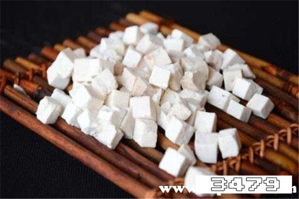 茯苓白术多久排出体内湿气，茯苓白术泡水喝多久见效