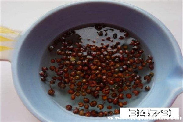 每天喝一杯花椒水的功效，每晚一杯花椒水的功效