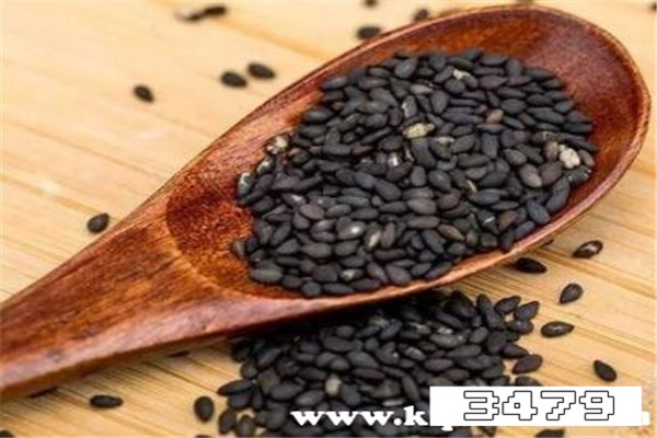 每天一勺黑芝麻吃了半年 效果怎么样