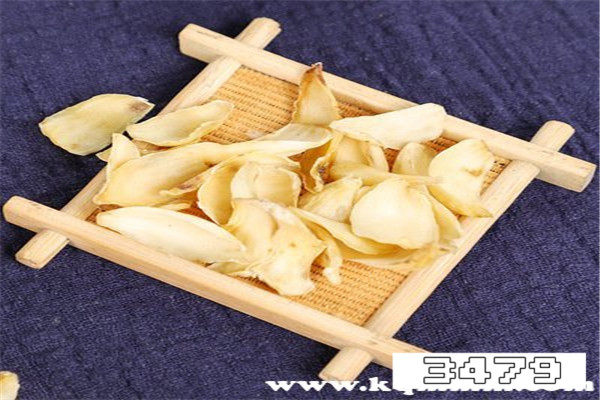 食用发芽百合的危害，放在冰箱的百合发芽了能吃吗