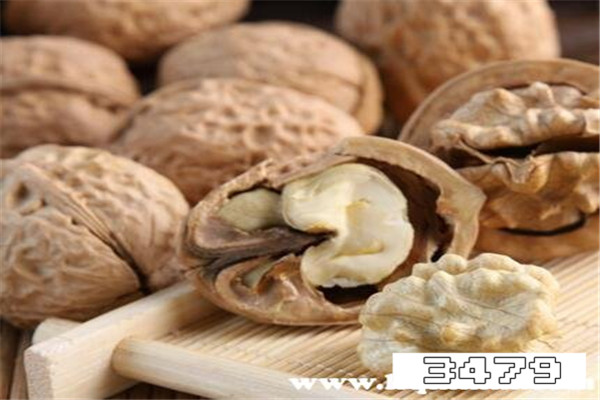 女人吃核桃对子宫好吗，核桃对女人作用与功效